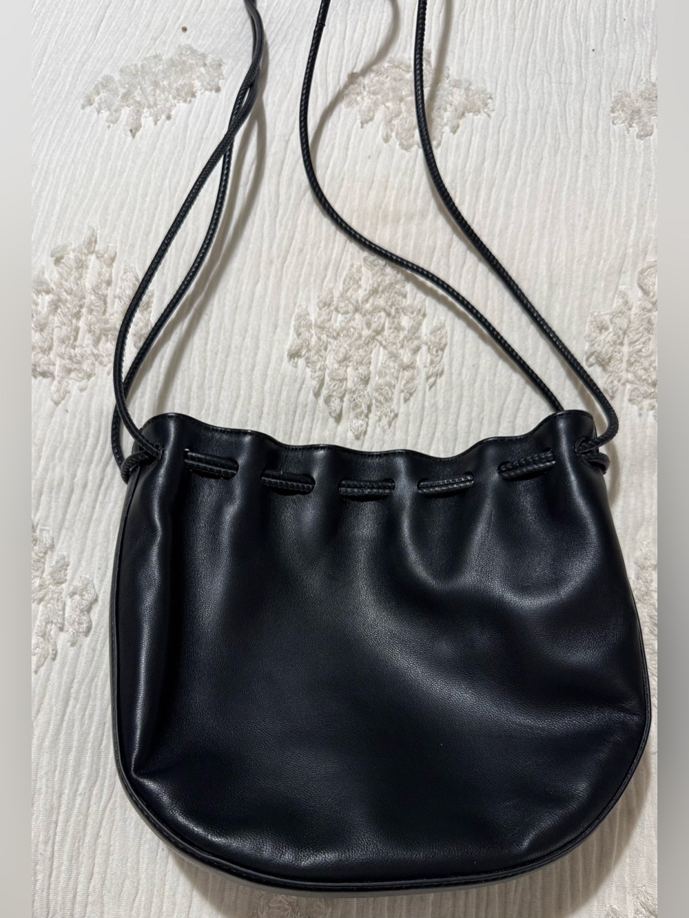 COS LEATHER GATHERED POUCH Black Drawstring Crossbody Bag - Picture 2 of 10